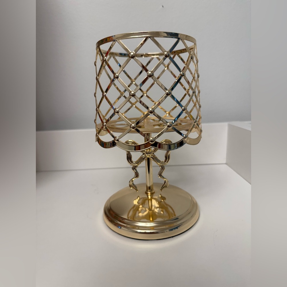 BATH & BODY WORKS Elegant Gold Candle Holder